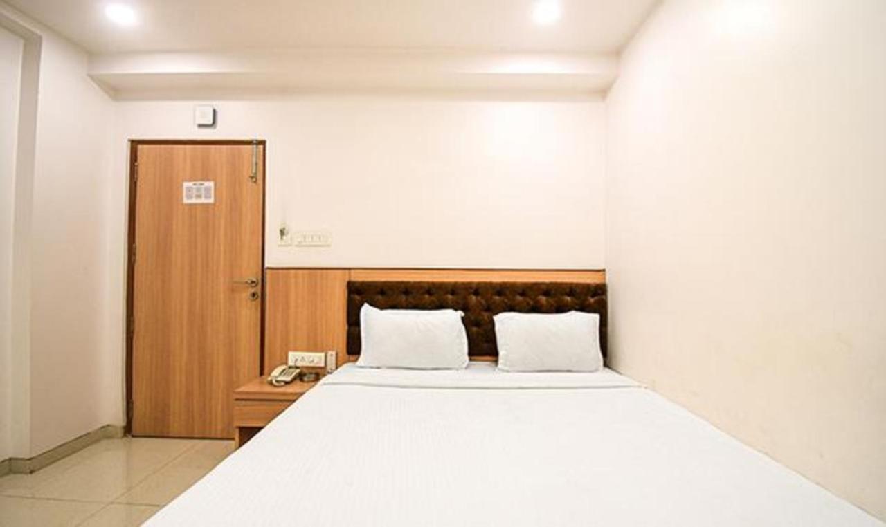 Fabhotel Stay Inn International - Nr Sealdah Station Calcutta Eksteriør billede