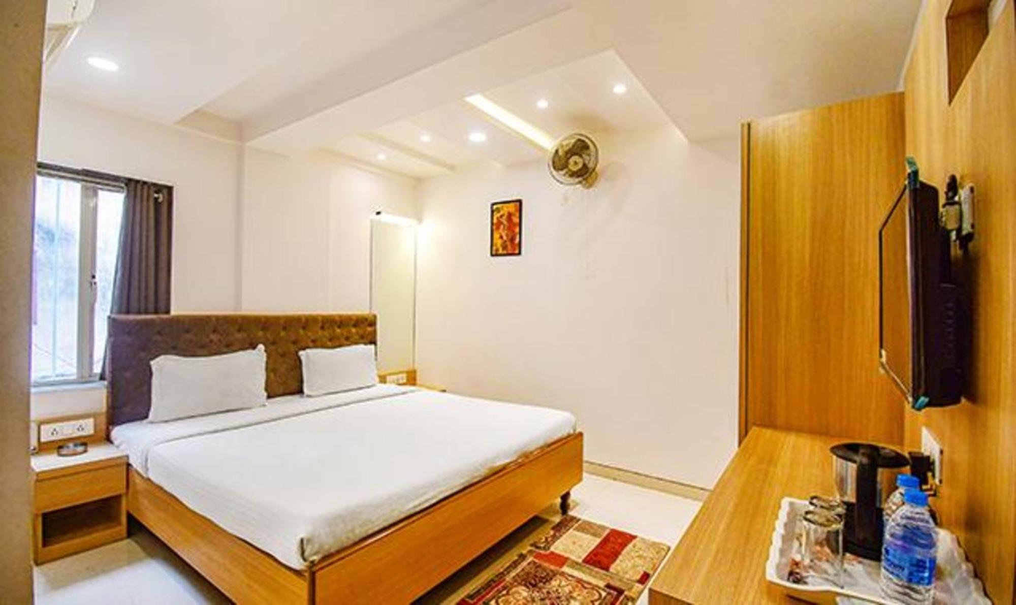 Fabhotel Stay Inn International - Nr Sealdah Station Calcutta Eksteriør billede